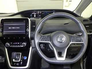 NISSAN SERENA 2018