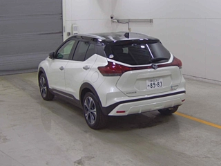 NISSAN KIX 2025