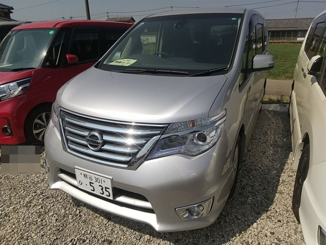 NISSAN SERENA 2015