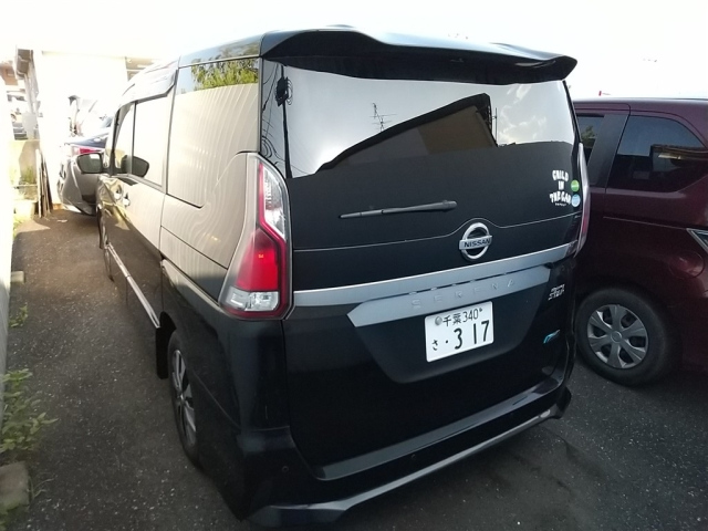 NISSAN SERENA 2017