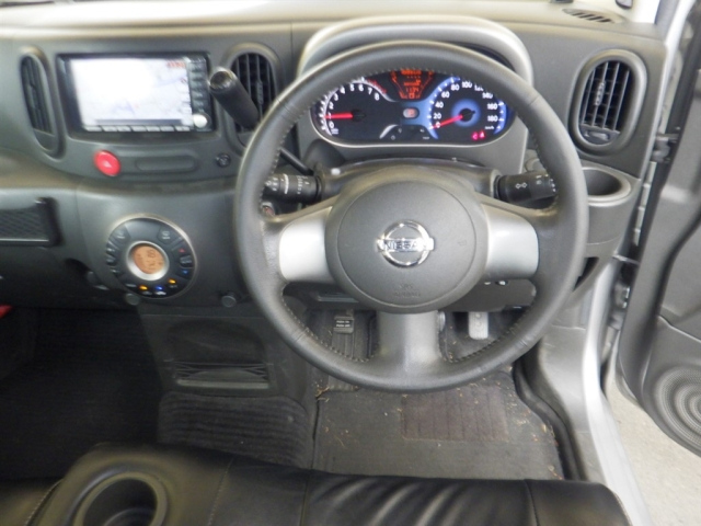 NISSAN CUBE 2009
