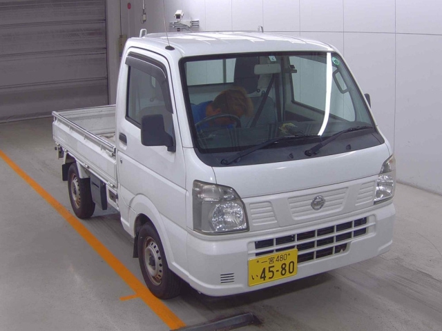 NISSAN CLIPPER TRUCK 2014