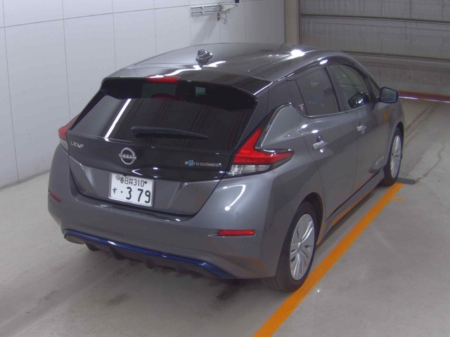 NISSAN LEAF 2021