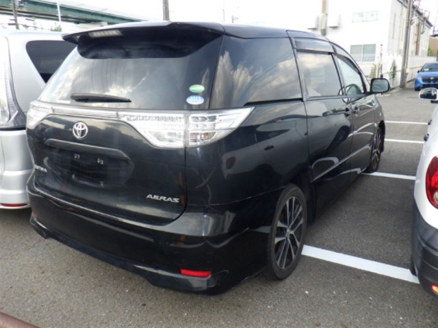 TOYOTA ESTIMA 2012