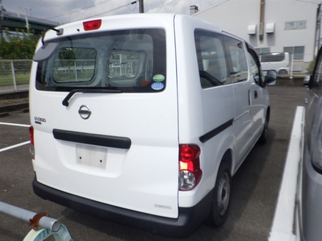 NISSAN NV200 2014