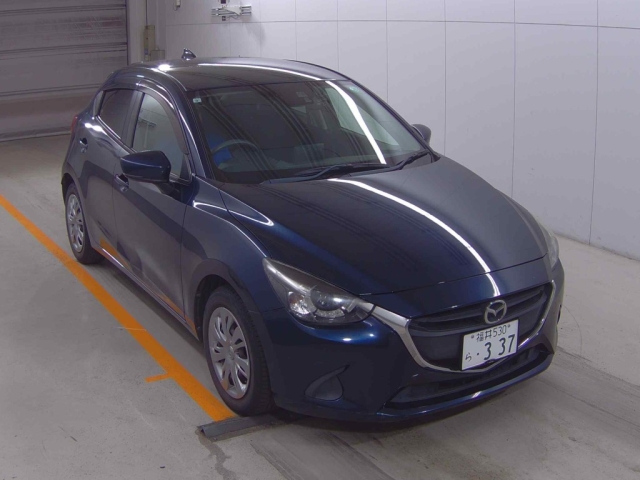 MAZDA DEMIO 2017