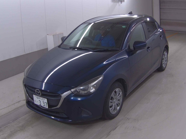MAZDA DEMIO 2017