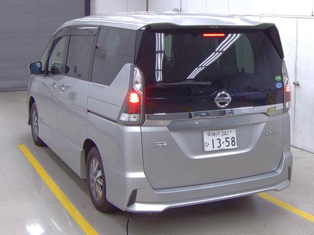 NISSAN SERENA 2019