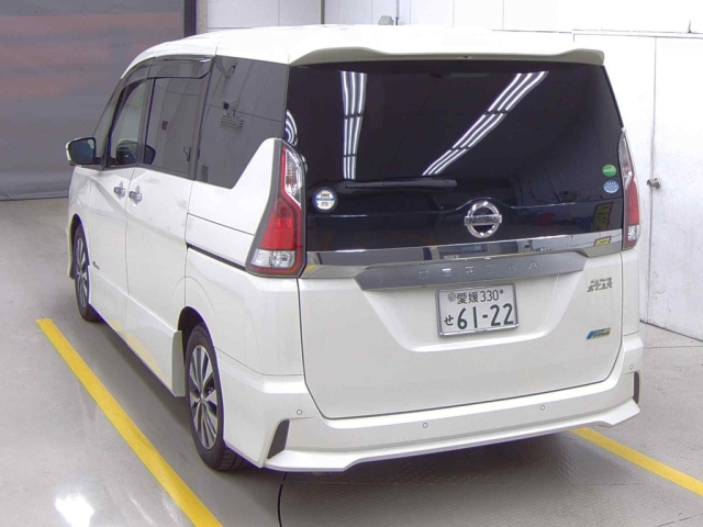 NISSAN SERENA 2017