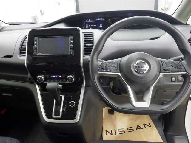 NISSAN SERENA 2016
