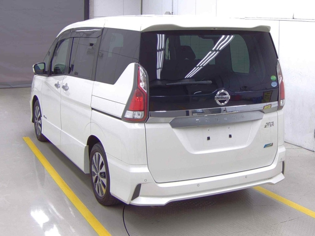 NISSAN SERENA 2018