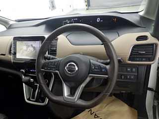 NISSAN SERENA 2016