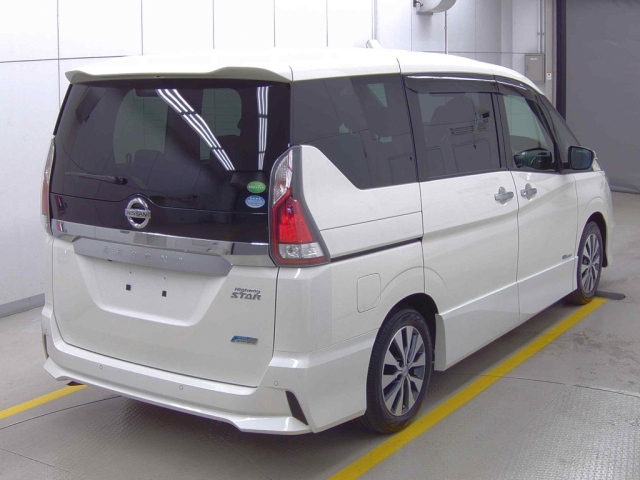 NISSAN SERENA 2017