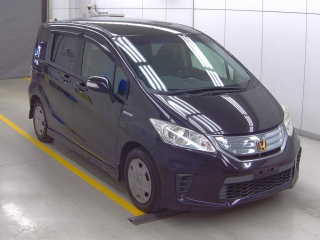HONDA FREED 2012