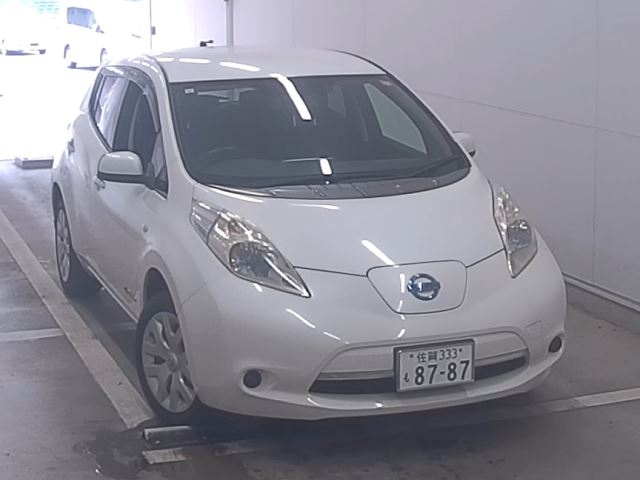 NISSAN LEAF 2015