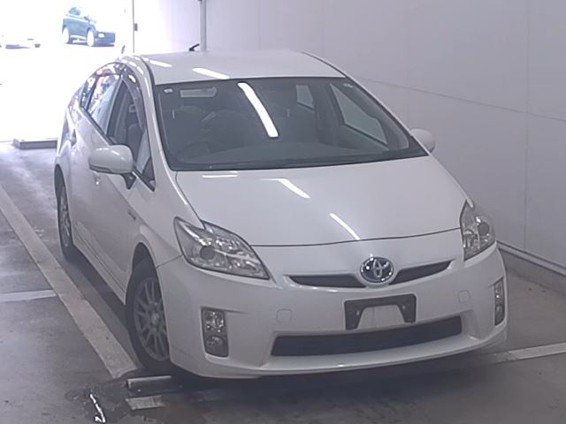 TOYOTA PRIUS 2011