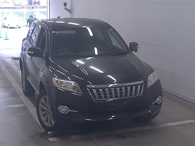 TOYOTA VANGUARD 2013