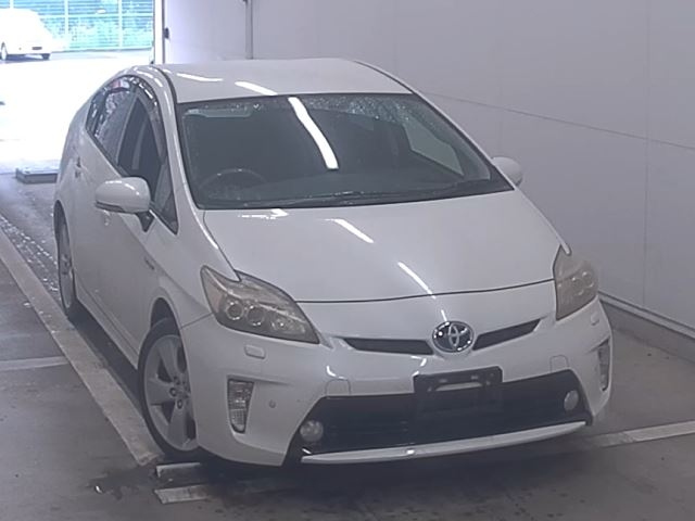 TOYOTA PRIUS 2012