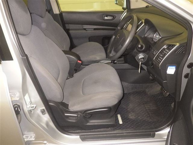 NISSAN WINGROAD 2014