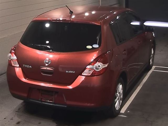 NISSAN TIIDA 2008