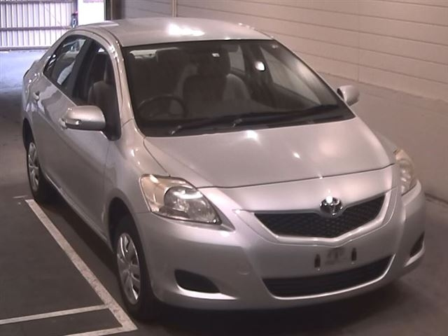 TOYOTA BELTA 2010