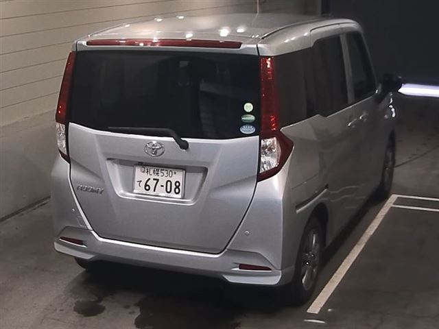 TOYOTA ROOMY 2018