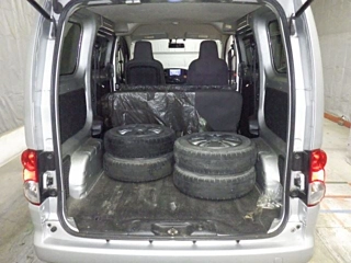 NISSAN NV200 2018
