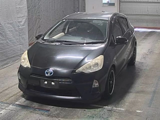 TOYOTA AQUA 2012