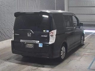 HONDA STEP WAGON 2011