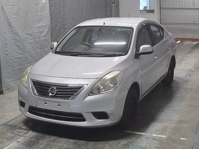 NISSAN LATIO 2013