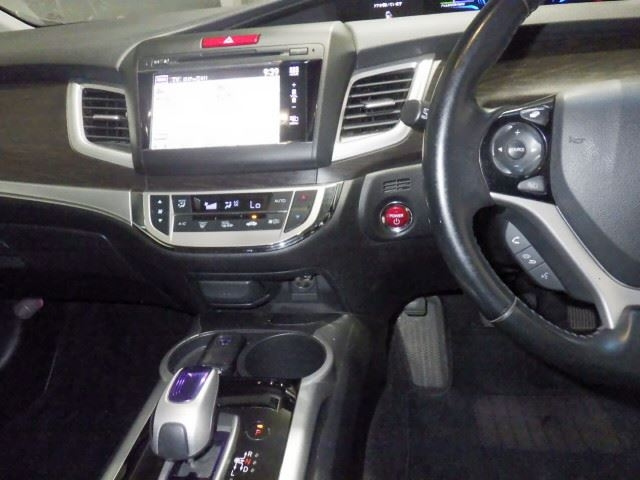 HONDA JADE 2015