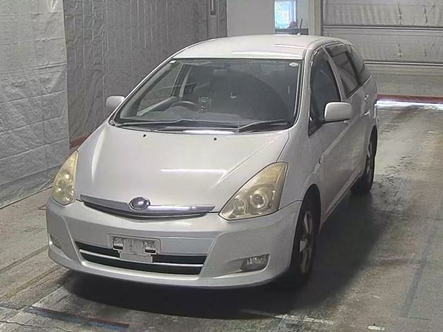 TOYOTA WISH 2008