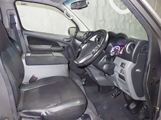 NISSAN CARAVAN VAN 2019