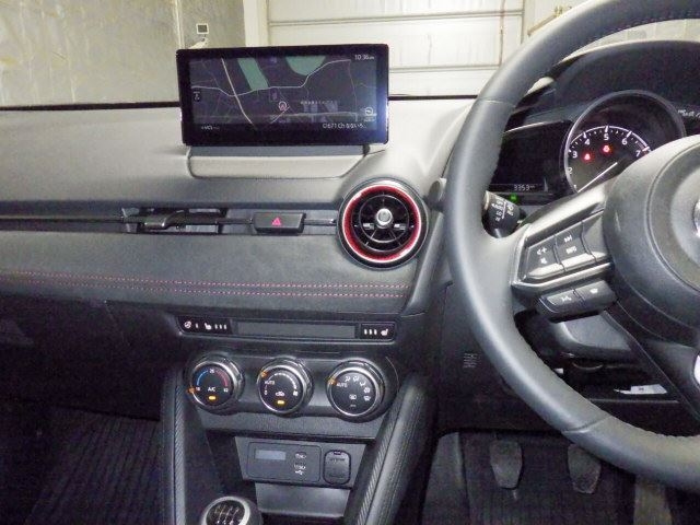 MAZDA MAZDA2 2024