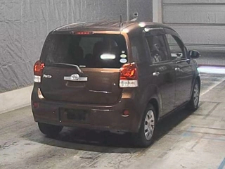 TOYOTA PORTE 2018