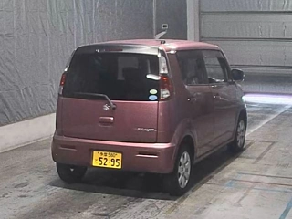 SUZUKI MRWAGON 2011