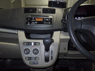 DAIHATSU MOVE 2014