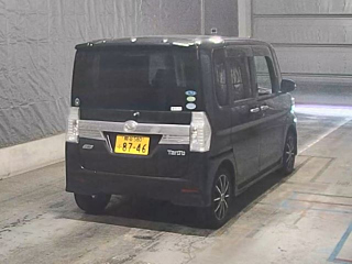 DAIHATSU TANTO 2015