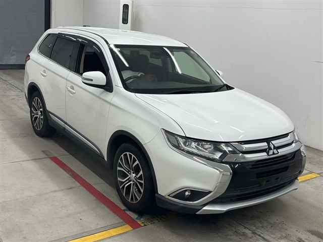 MITSUBISHI OUTLANDER 2017