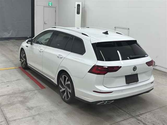 VOLKSWAGEN GOLF VARIANT 2022