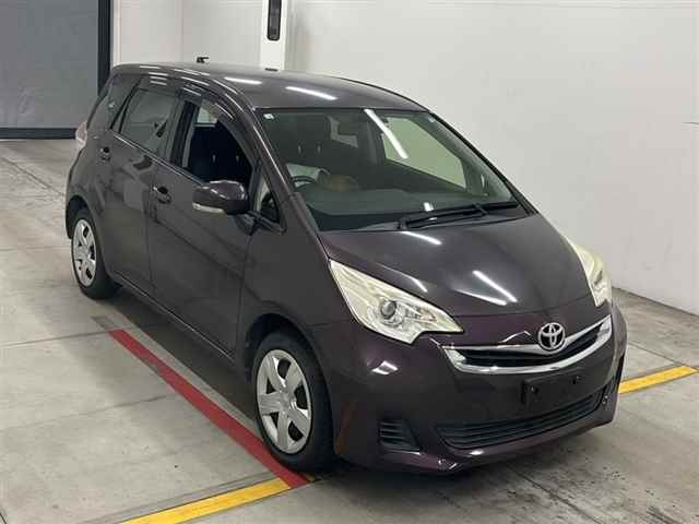 TOYOTA RACTIS 2016