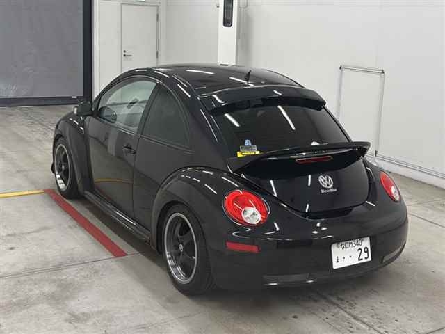 VOLKSWAGEN NEW BEETLE 2008