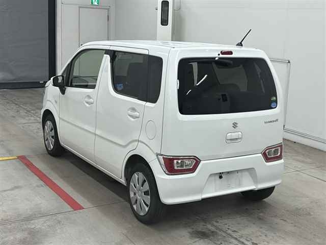 SUZUKI WAGON R 2019