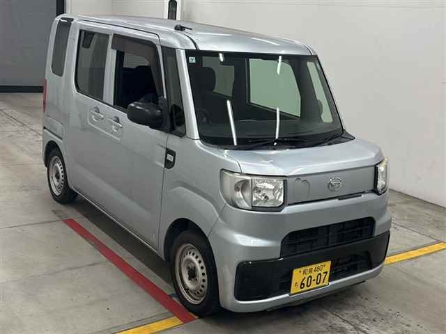 DAIHATSU HIJET CADDIE 2016