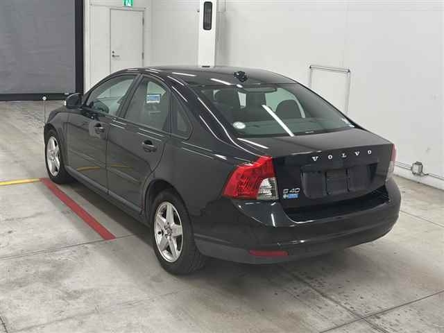 VOLVO S40 2010