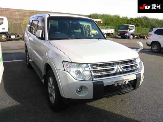 MITSUBISHI PAJERO 2009
