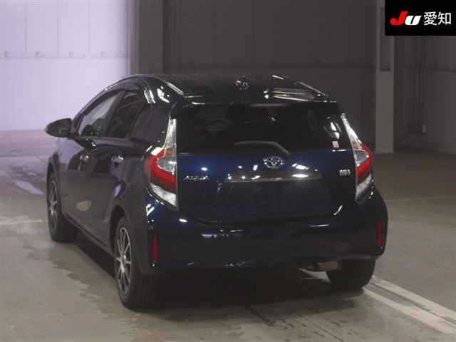 TOYOTA AQUA 2018