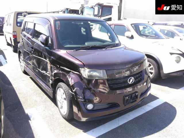 TOYOTA BB 2009
