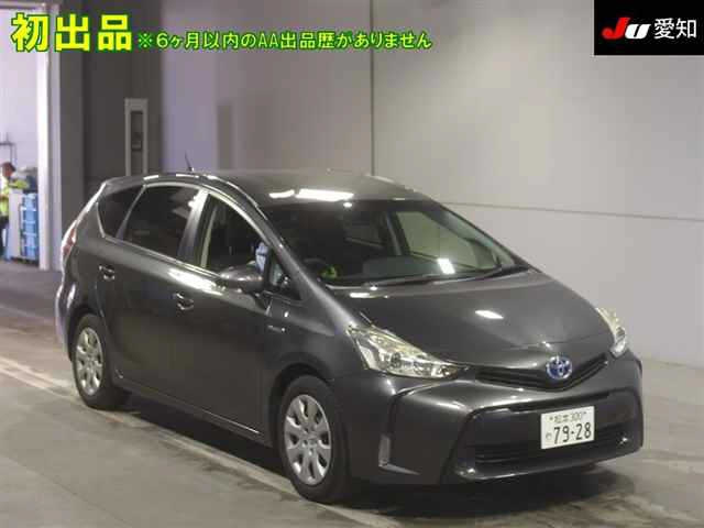 TOYOTA PRIUS ALPHA 2015