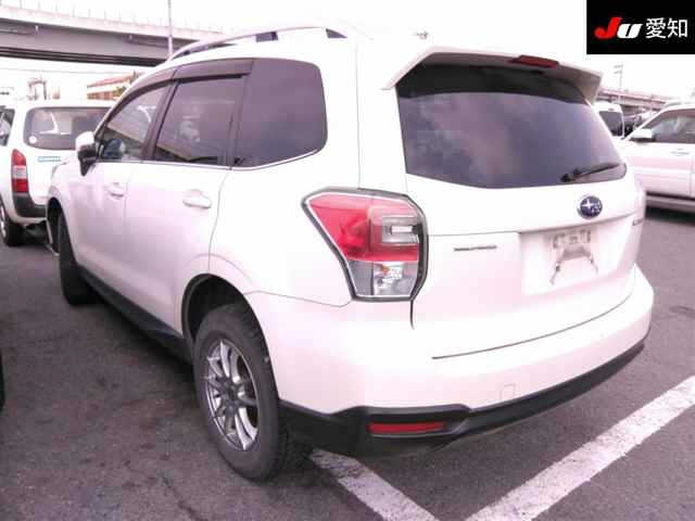 SUBARU FORESTER 2017